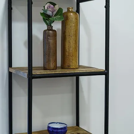 Modern Rustic In Center-prime *