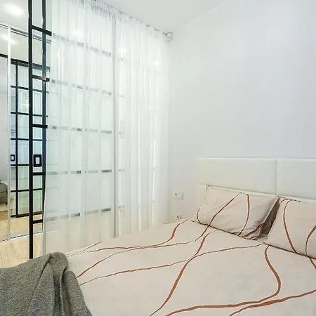 Appartement Modern Rustic In Center-prime Kaunas