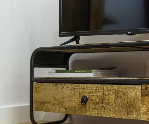 Modern Rustic In Center-prime Κάουνας